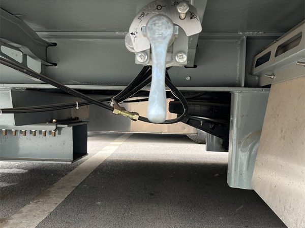 3 Split Box-Type Curtain Semi-Trailer